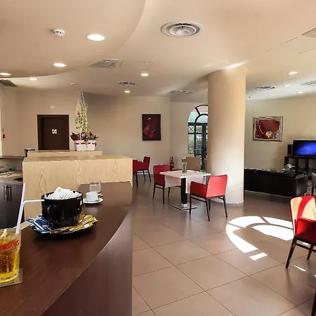 San Severino Park & Spa, Bw Signature Collection Отель Меркато-Сан-Северино