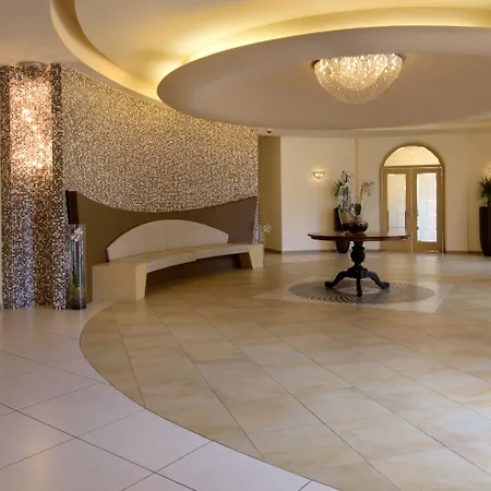 מלון San Severino Park & Spa, Bw Signature Collection מרקטו סן סברינו